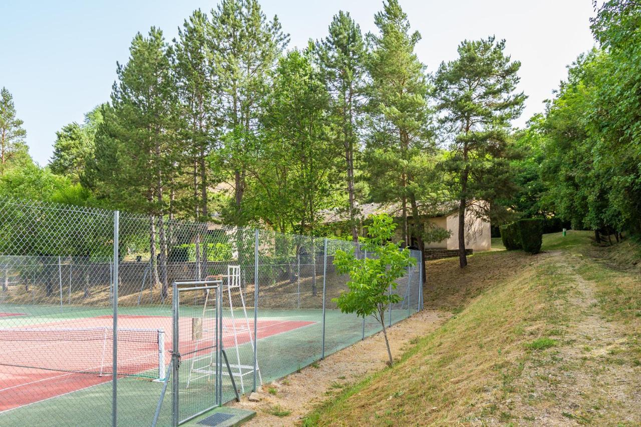 Village De Gites De Chanac מראה חיצוני תמונה